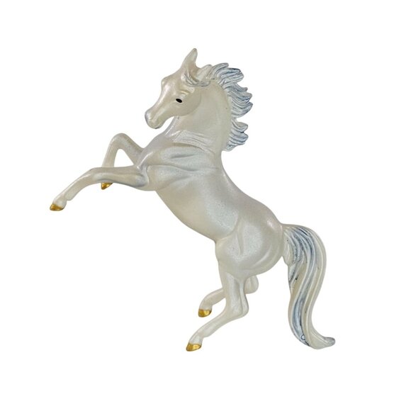 Breyer Other - Breyer Stablemate Fantasy Play Set Pegasus Horse #5911 *Missing Wings*